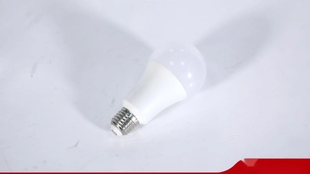 Ampoule LED CE Bonne Qualité Meilleur Prix 3W 5W 7W 9W 12W 12W 15W 18W E26 E27 Ampoule LED SMD